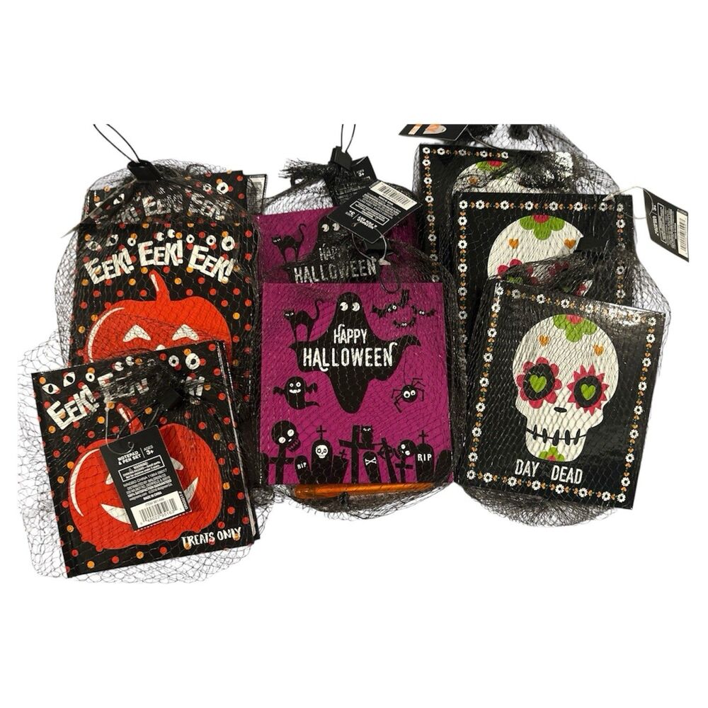 8x Halloween Looking Spooky Notepad and Pen Set
